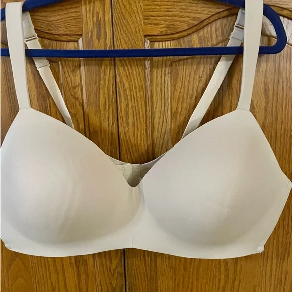 Cacique  Padded Bra 46D Great condition - Picture 2 of 8